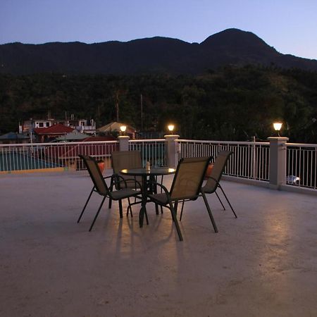 Victoria'S Bed & Breakfast Puerto Galera Luaran gambar