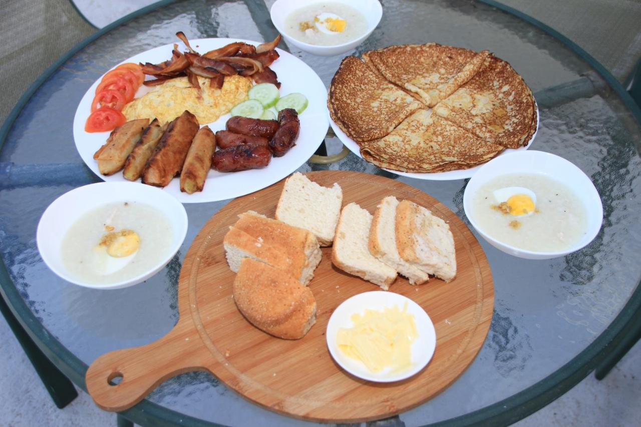 Victoria'S Bed & Breakfast Puerto Galera Luaran gambar