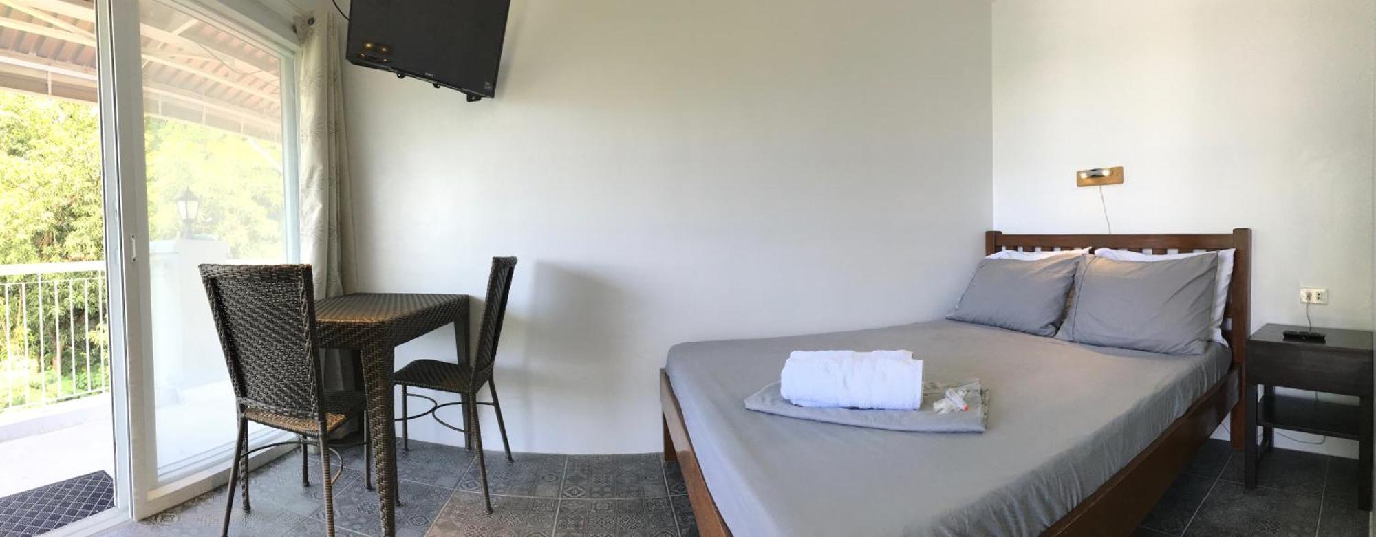 Victoria'S Bed & Breakfast Puerto Galera Bilik gambar